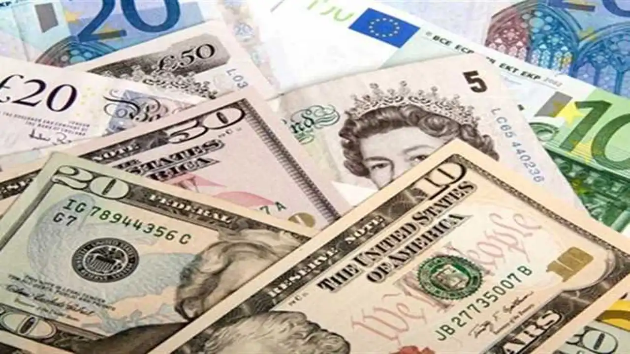 أسعار العملات الأجنبية تتأرجح مع بدء تعاملات 14 مايو 2026